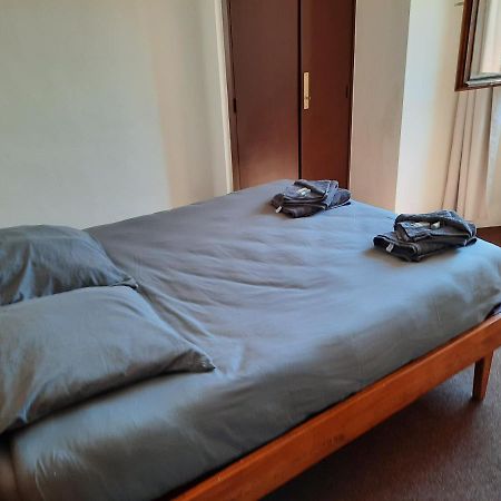 Auberge Roche Grande Entraunes Eksteriør billede